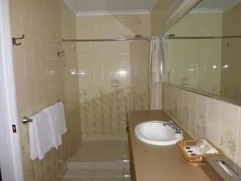 *** Motel Lantern Motor Inn Mackay Australia