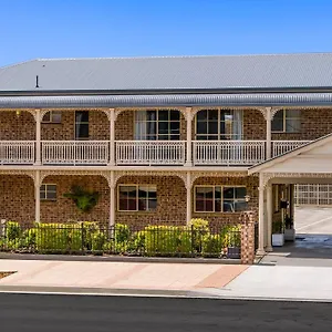 https://richmond-motor-inn.hotelsbyronbayaustralia.com